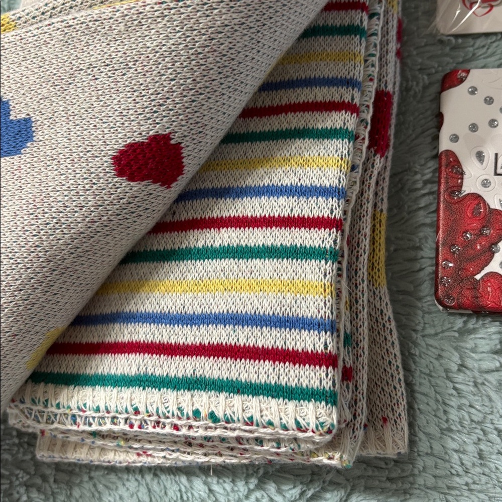 Cupcakes & Cashmere Towels - Picture 4 of 11